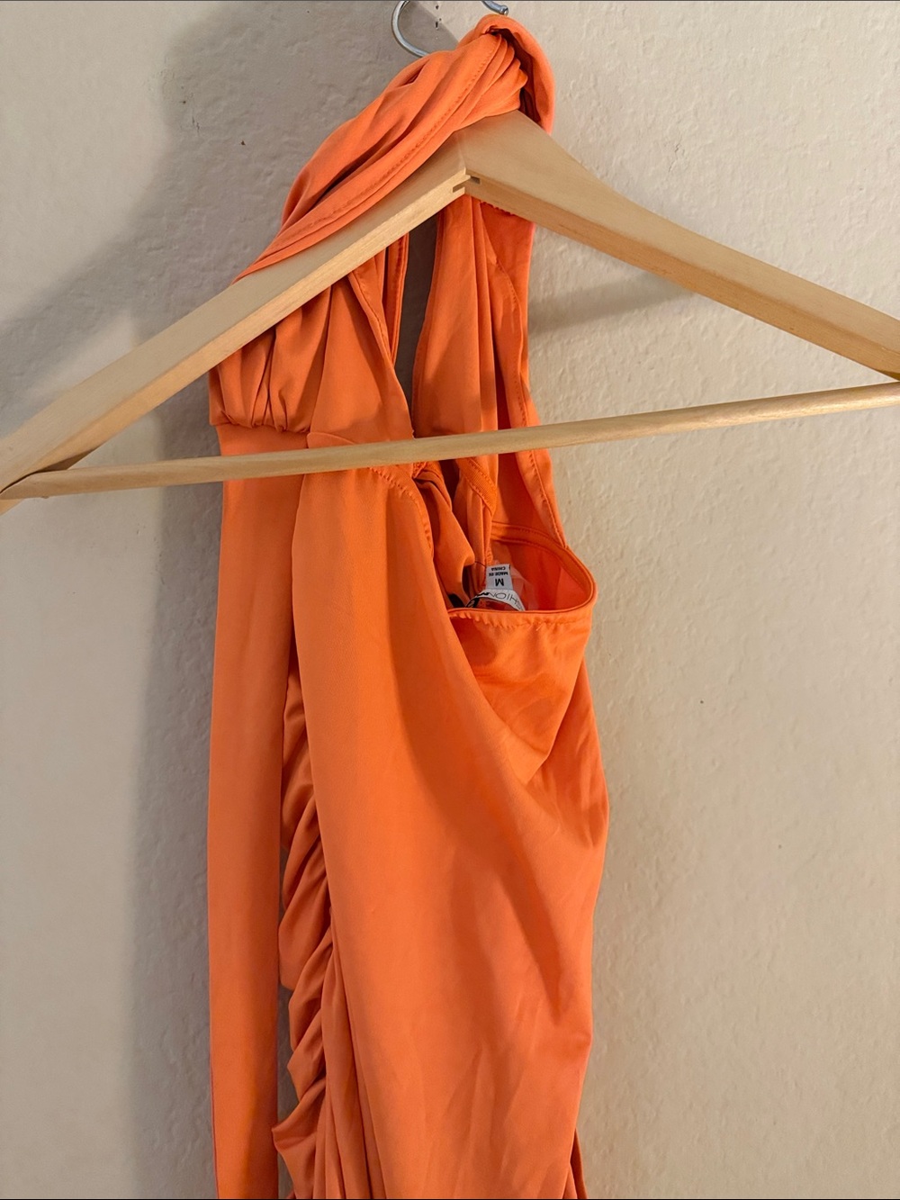 NWOT gorgeous Orange Party Dress - Picture 8 of 8